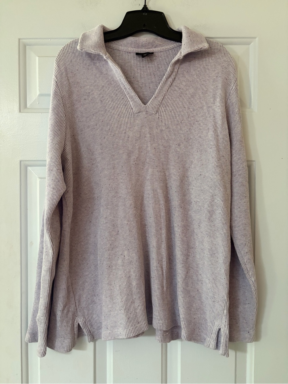 J. Jill Wearever Lilac Waffle Knit V-neck tunic. Size‎ large.